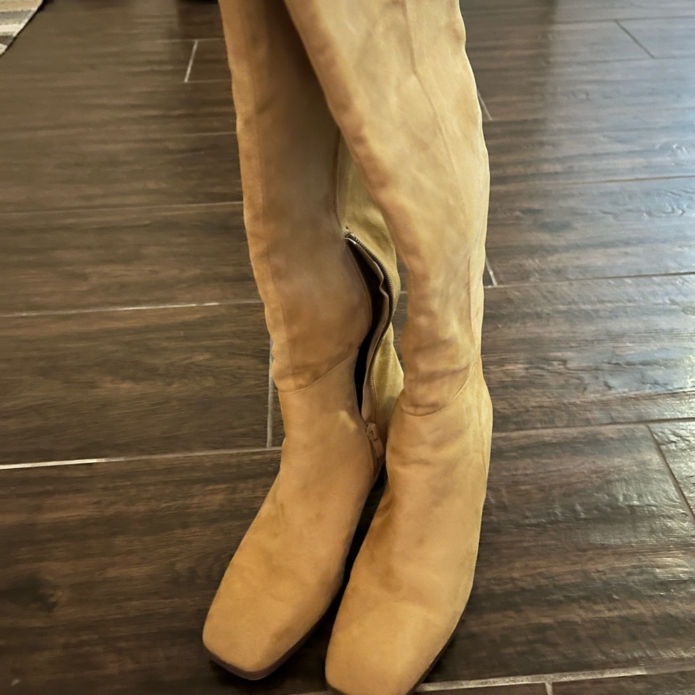 Tan Knee-High Women's Boots